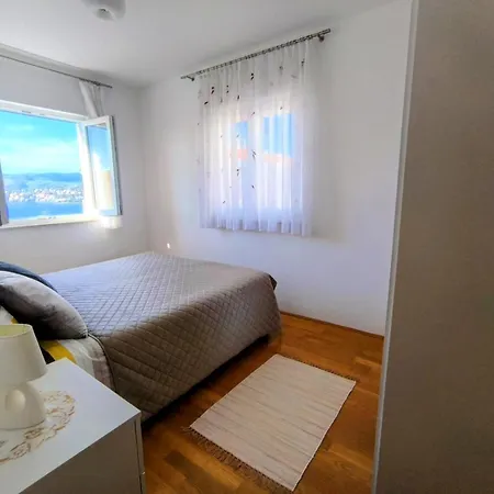 Leon Апартаменты *