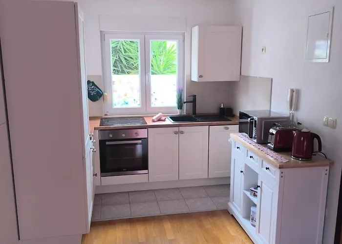 Leon Apartman *
