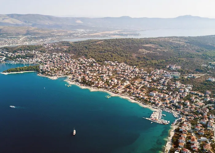 Leon Apartamento Trogir