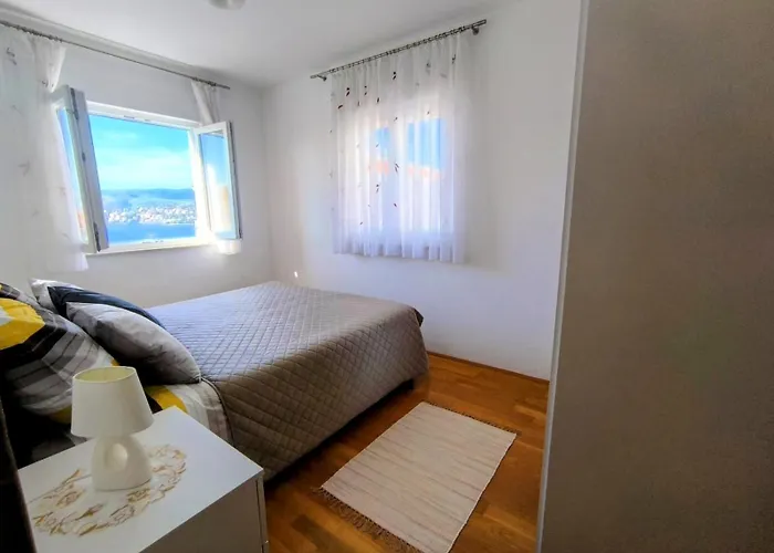 Leon Apartman *
